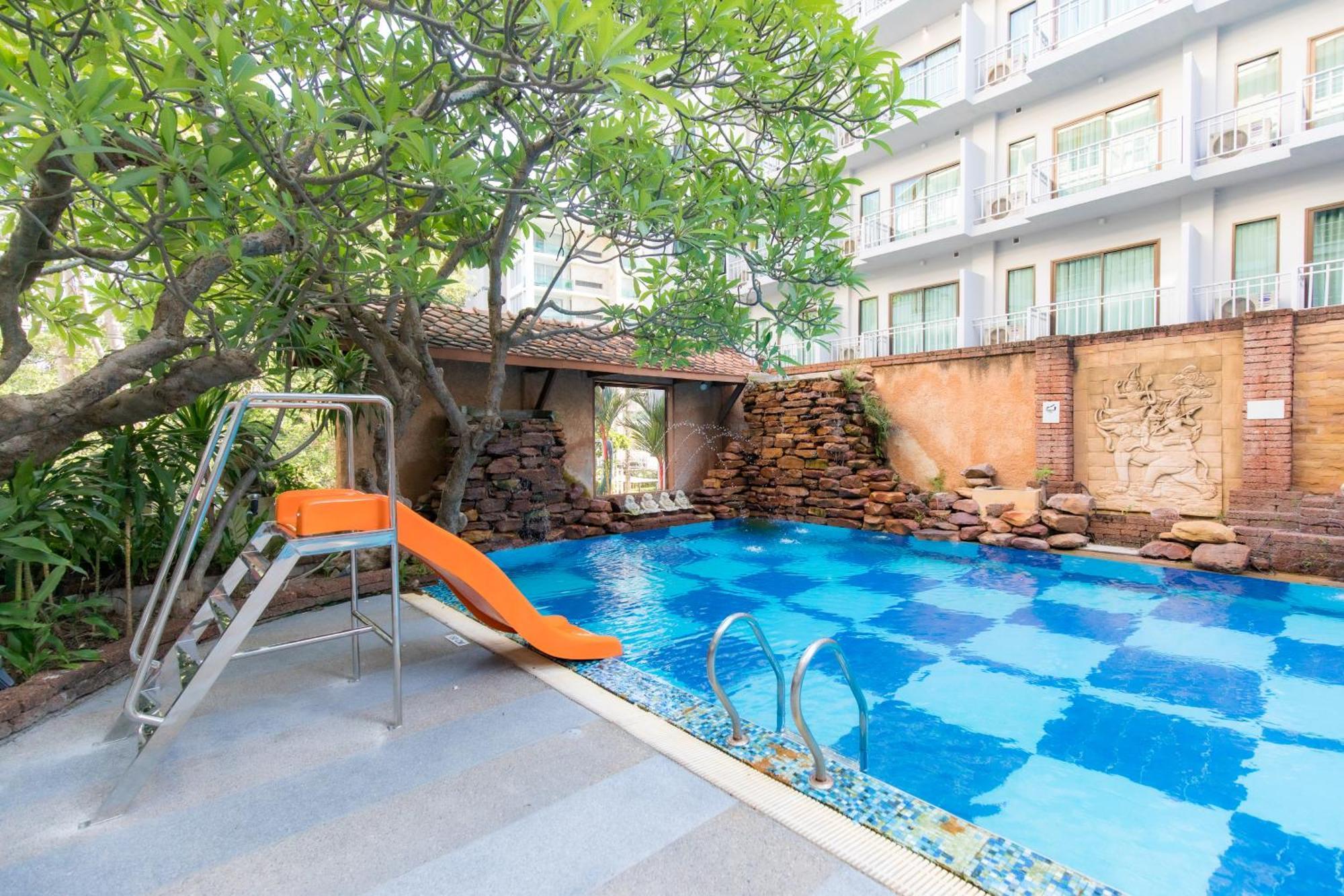Bella Villa Prima Pattaya Eksteriør billede